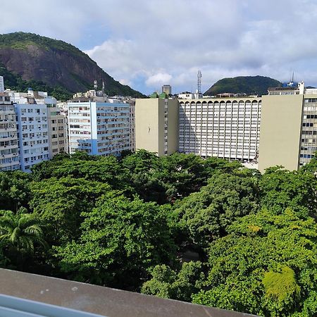 A Uma Quadra Da Praia De Copacabana Ріо-де-Жанейро Екстер'єр фото